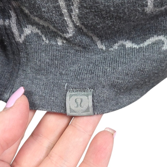 lululemon athletica Terrain Jacquard Map Knit Sweater Size Med - Picture 3 of 6